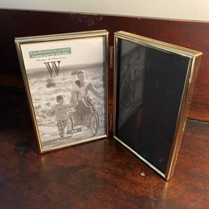Double Brass Frame Weston Gallery home collection holds 2 4x6 photos